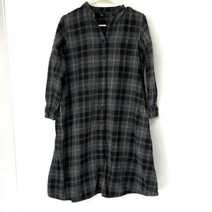 Uniqlo women’s small plaid dress button down